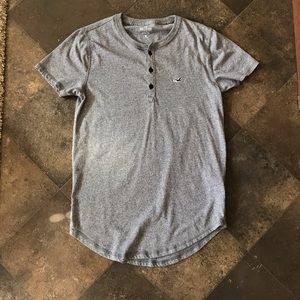 Hollister Men’s Henley T-shirt